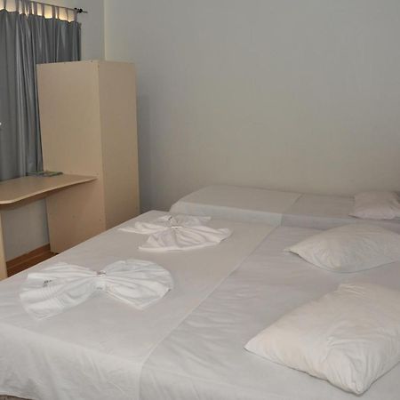 Villas Hotel - Hotel Economico Alta Floresta Buitenkant foto